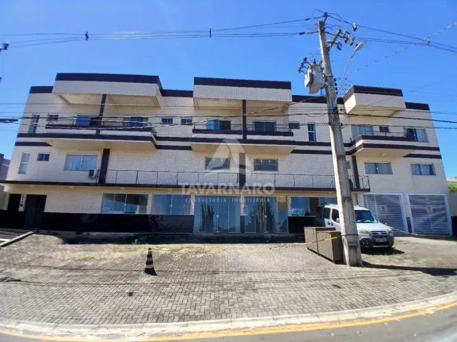 Apartamento em Uvaranas.