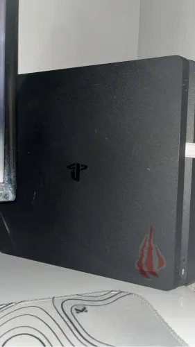 VENDO PS4 EM ÓTIMO ESTADO!
