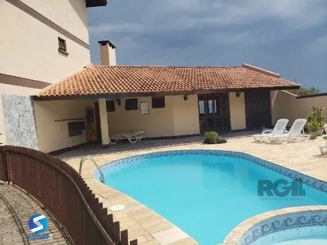 Casa em Condominio Fechado com 02 dormitórios sendo 01 suite Porto Alegre/RS