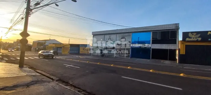 PREDIO COMERCIAL ESQUINA DA DUQUE