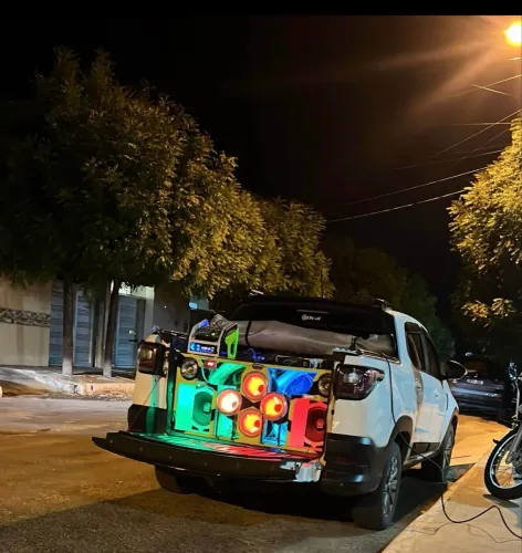 Som automotivo
