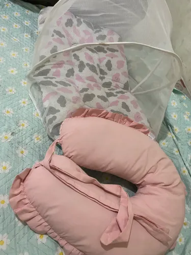 Vendo Ninho portátil e almofada de amamentação