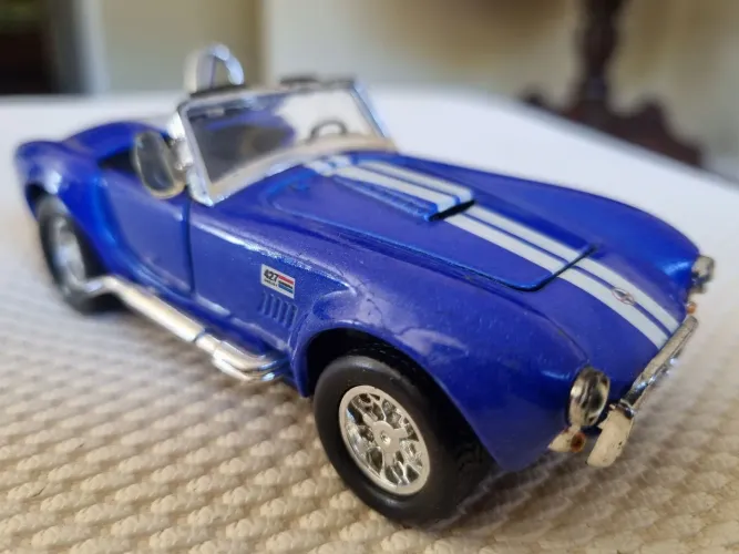 Carrinho Miniatura Shelby Cobra 427 Kinsmart Azul