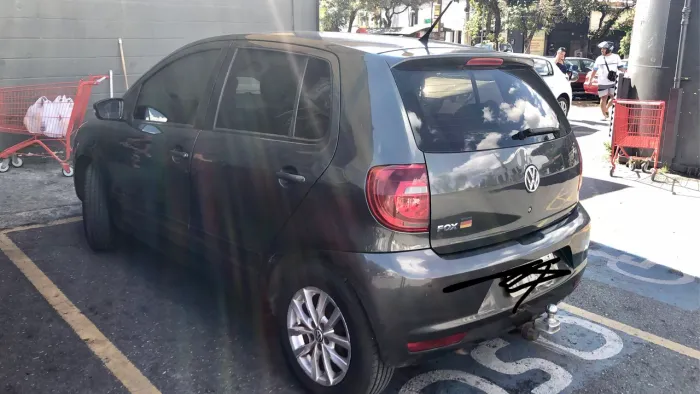 Volkswagen Fox 1.0 MI Total Flex 8V 5P 2014