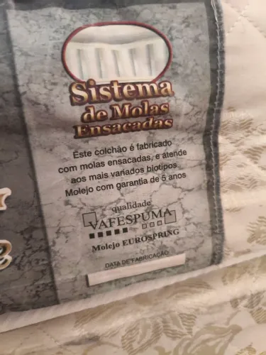 Cama de casal + colchão de molas ensacadas