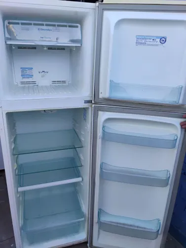 Geladeira Electrolux Frost Free 350 litros