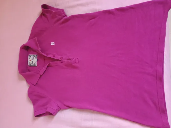 Camisa polo feminina super estilosa