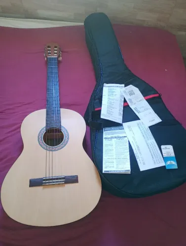 Violão Yamaha c40m + capa