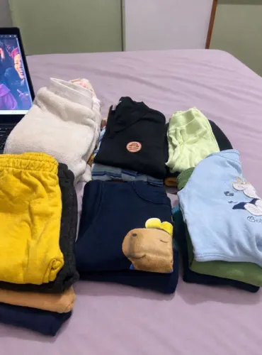 lotinho de roupa P pra cima de bebê masculino