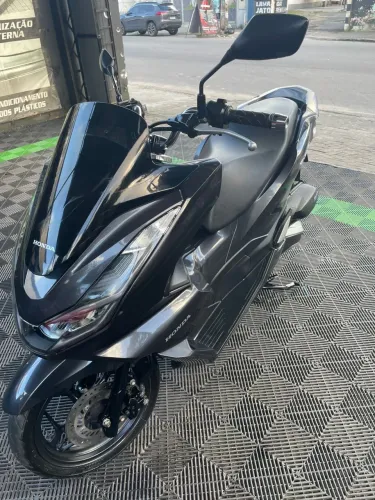 Honda PCX 2024 Cinza - Único Dono Semi Nova