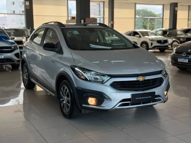 Chevrolet Onix Activ 1.4 8V Flex Mec. 4P 2017