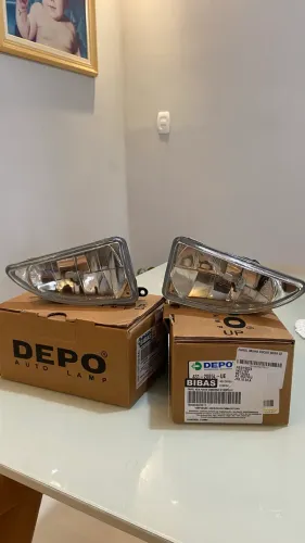 Par de Faróis de Milha DEPO - Ford Focus