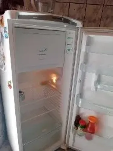 Vendo móveis semi novo, por motivo de mudança.