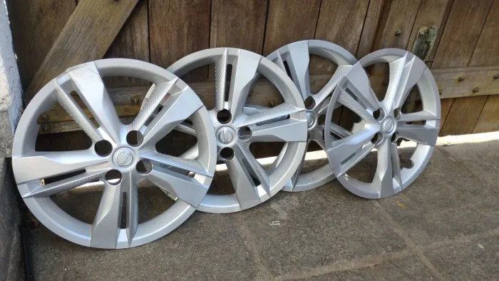 Calotas Nissan kicks aro 16 originais