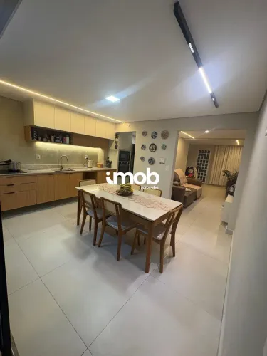 Casa Modelo Julia Ampliada à Venda e Locação Villa Flora Votorantim SP