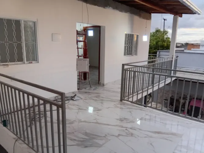 Alexandre Franco  piso e revestimento 
