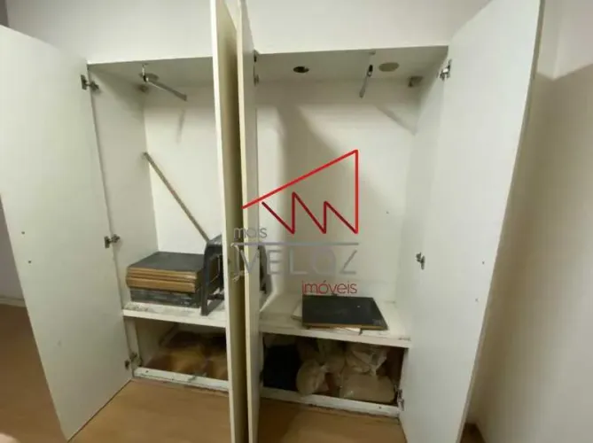 Sala : / Comercial / Centro