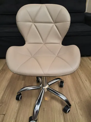 Cadeira Slim Eames Charles Eiffel Giratória Estofada