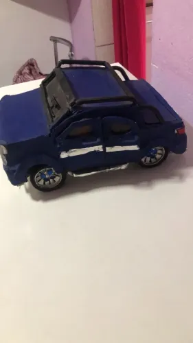 Miniatura Automotiva Artesanal Feita à Mão
