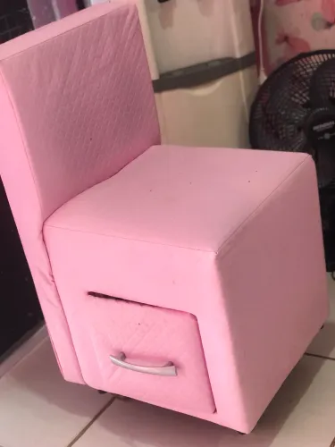 Vendo cadeira de manicure