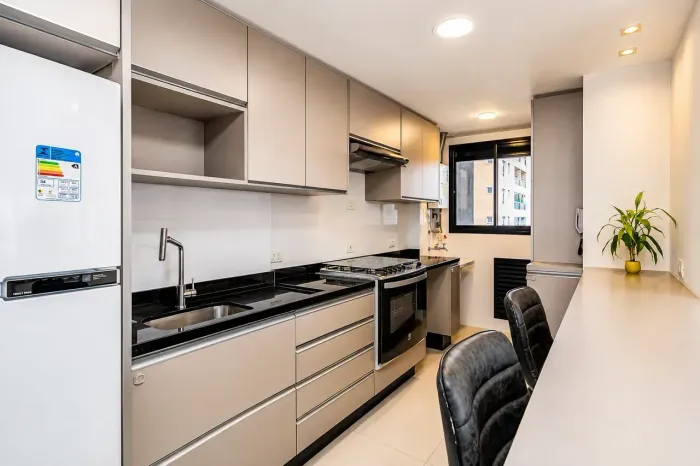 Apartamento para Alugar com 2 Quartos - 3 banheiros, 139 m², 2 Vagas Ecoville