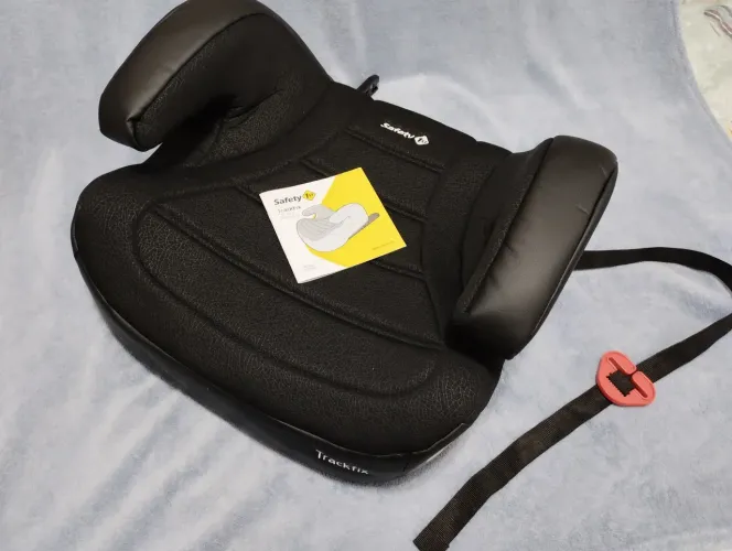 Assento de elevação booster para carro Safety First