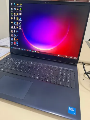 Notebook Gamer Alienware 16 Aurora | Core 7 | RTX 3050 6GB | 16GB DDR5