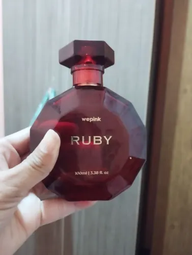 Perfume Ruby wipink