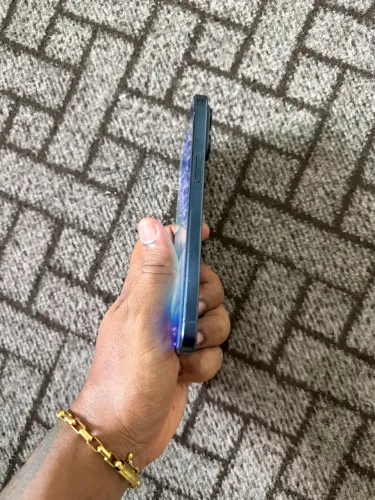 iPhone 15 pro max 256gb, chip físico