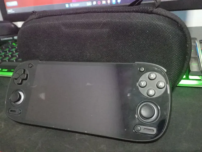 Retroid pocket g2 com bag (Videogame portátil)