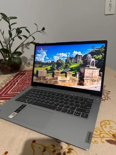 Notebook Lenovo Ideapad 1i 14? + capa + carregador | Excelente estado
