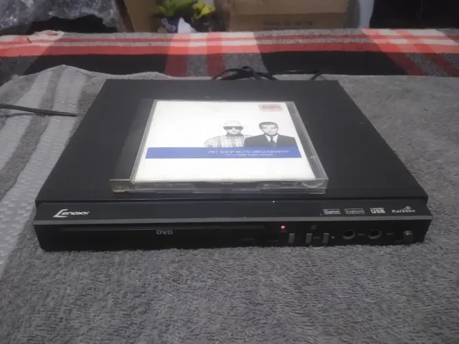 DVD Player Lenoxx, modelo DK-415A, com controle
