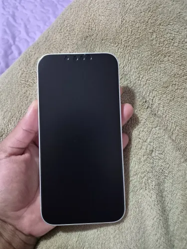 iPhone 16e