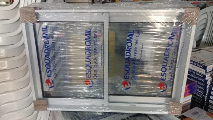 Janela basculante aluminio branca com vidro 2 folhas 40x60 a vista R$199,90