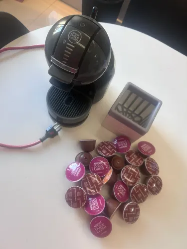 Cafeteira de Cápsulas Dolce Gusto - Funcionando - Ótimo Estado