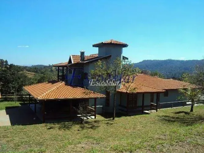 Casa com 4 quartos à venda, 396 m² por R$ 1.200.000 - Serra da Cantareira - Mairiporã/SP