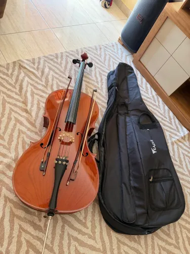 Violoncelo 4/4 marca Roma