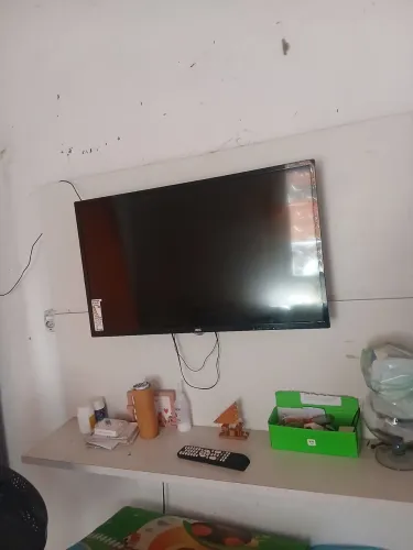 TV AOC 32 Polegada
