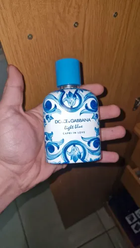 PERFUMES APC