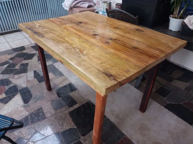 Mesa rústica de madeira maciça só mêsa
