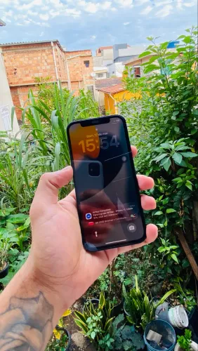 iPhone 12 64GB Preto