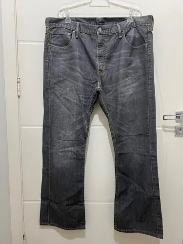 Calça jeans masculina Levi?s tamanho 50