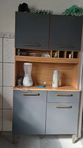Armário em perfeito estado - Apenas 3 meses de uso