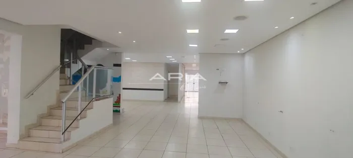Sobrado Comercial disponível para VENDA E LOCAÇÃO no Centro de Londrina