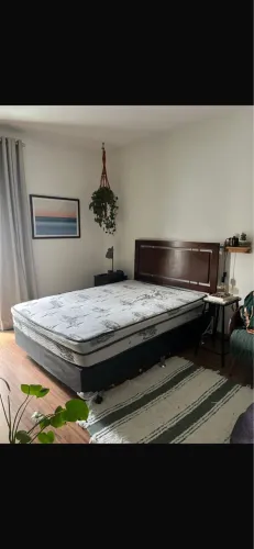 Vendo colchão Ortobom Casal + cabeceira de madeira + box 