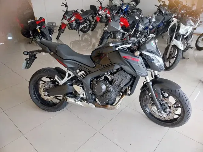 CB650F 4 Cilindro