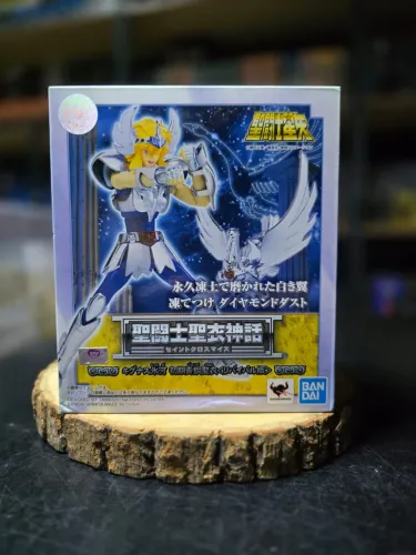 Cloth myth Hyoga V1 Revival Bandai