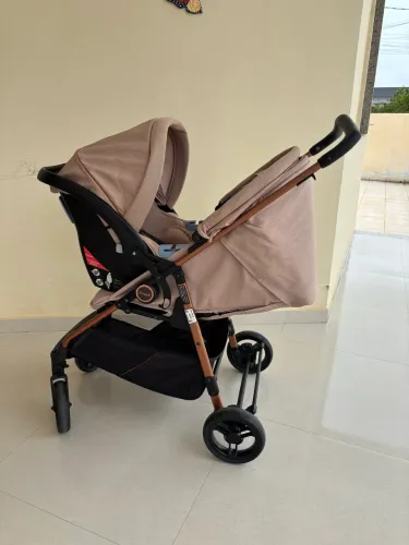 Carinho + Bebê Conforto Burigotto