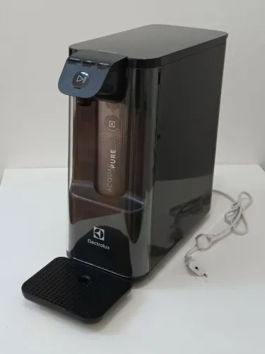 Purificador de Água Electrolux Acqua Pure PE12G Bivolt - Com Defeito