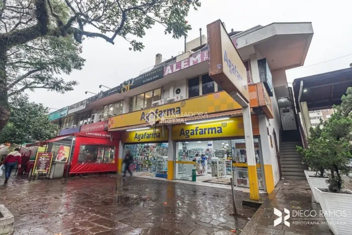 Sala comercial em frente ao hospital Conceição